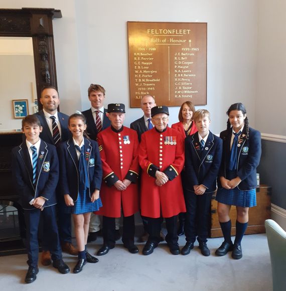 Chelsea Pensioners, Heads of School in front of the Roll of Honour