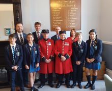 Chelsea Pensioners, Heads of School in front of the Roll of Honour